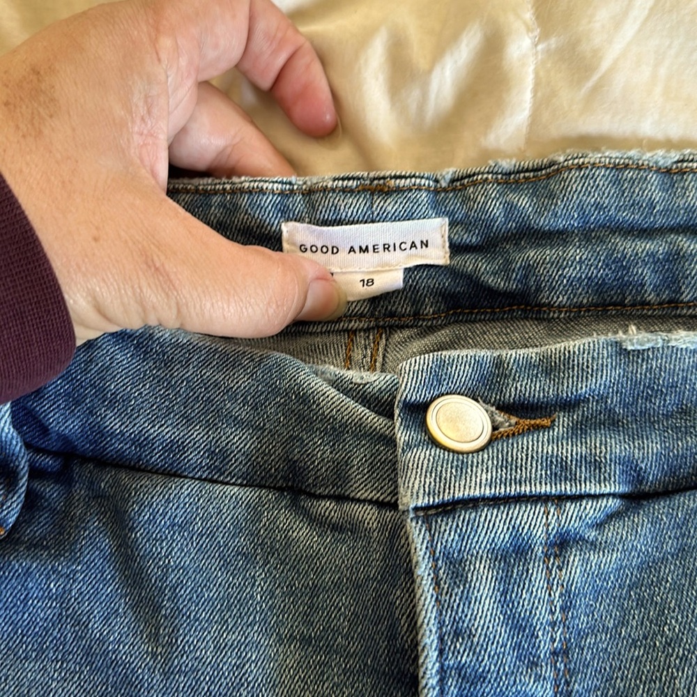 GOOD AMERICAN good classic boot cut jeans